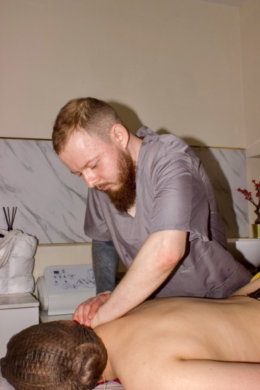 Частный массажист Александр, 27 лет, Москва - фото 2